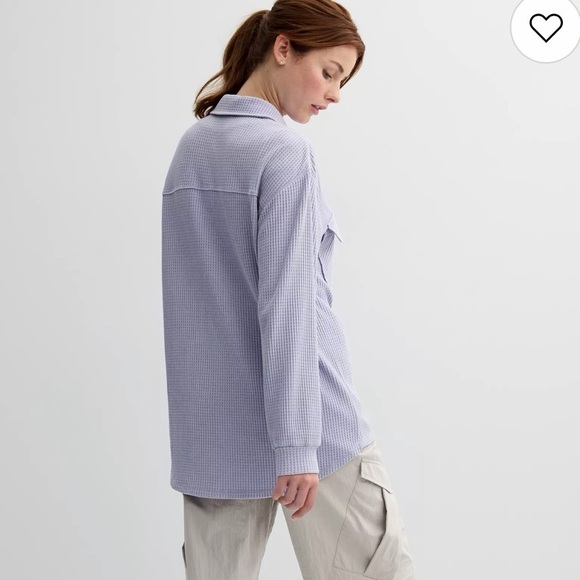 Like new Rewind lavender waffle snap button down top size medium - Picture 4 of 5